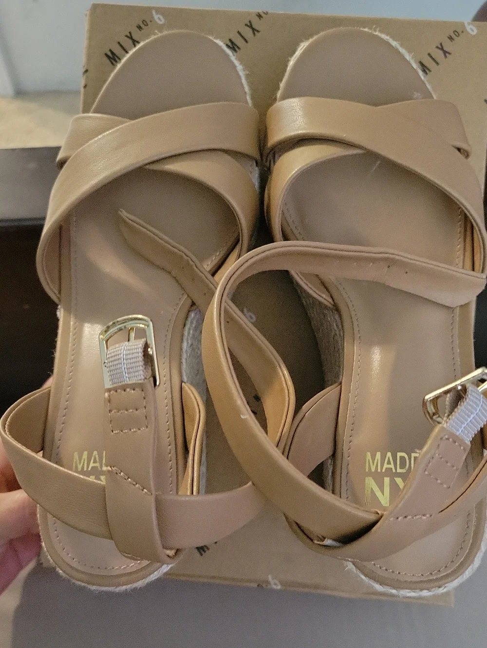 Women’s Tan Espadrille Platform Sandals